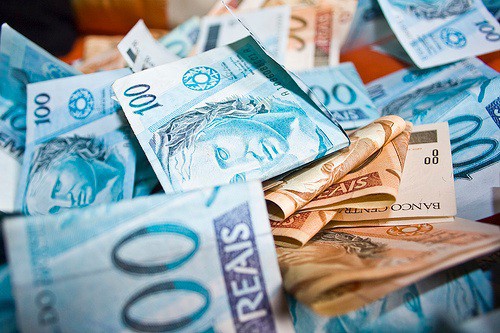Enlutados abrem mão de receber recursos que tinham direito