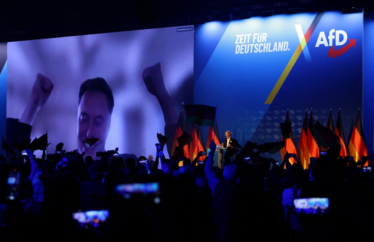 Elon Musk participou virtualmente de comício da AfD, partido de extrema-direita alemão