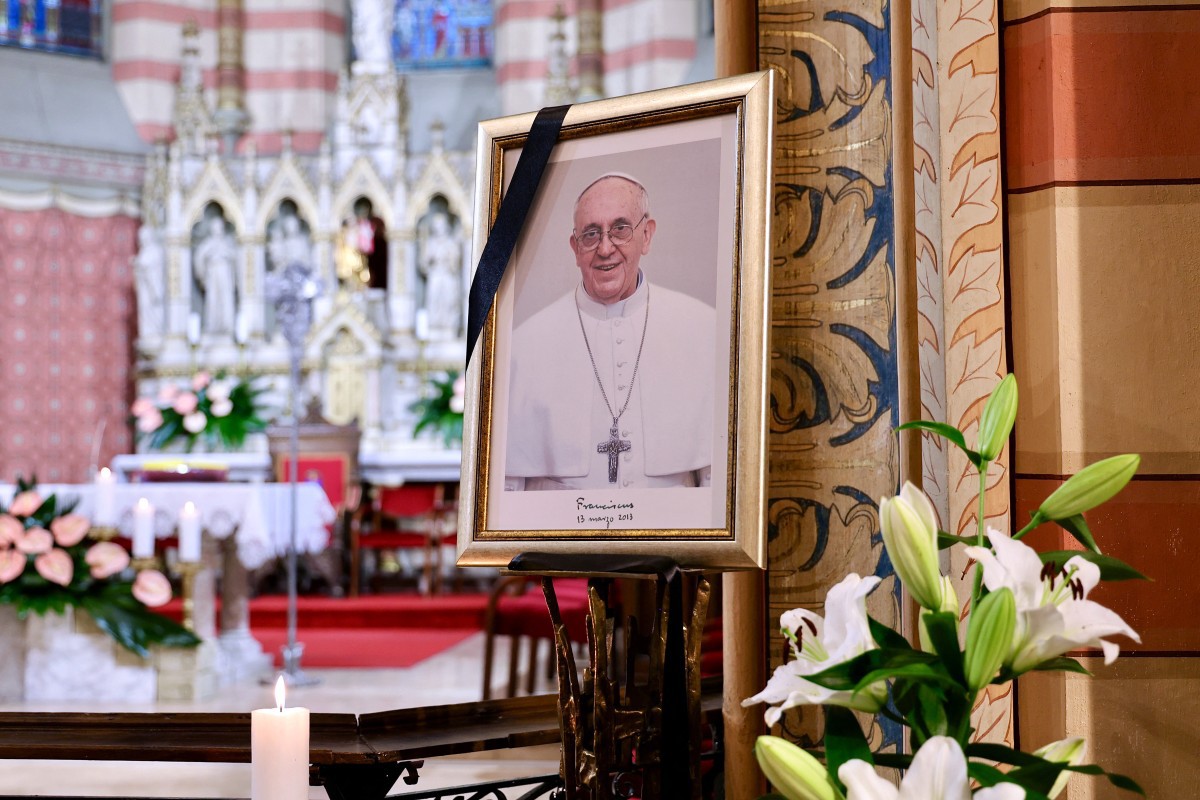Velório do papa Francisco superou o número de pessoas que se despediram de seu predecessor Bento XVI
