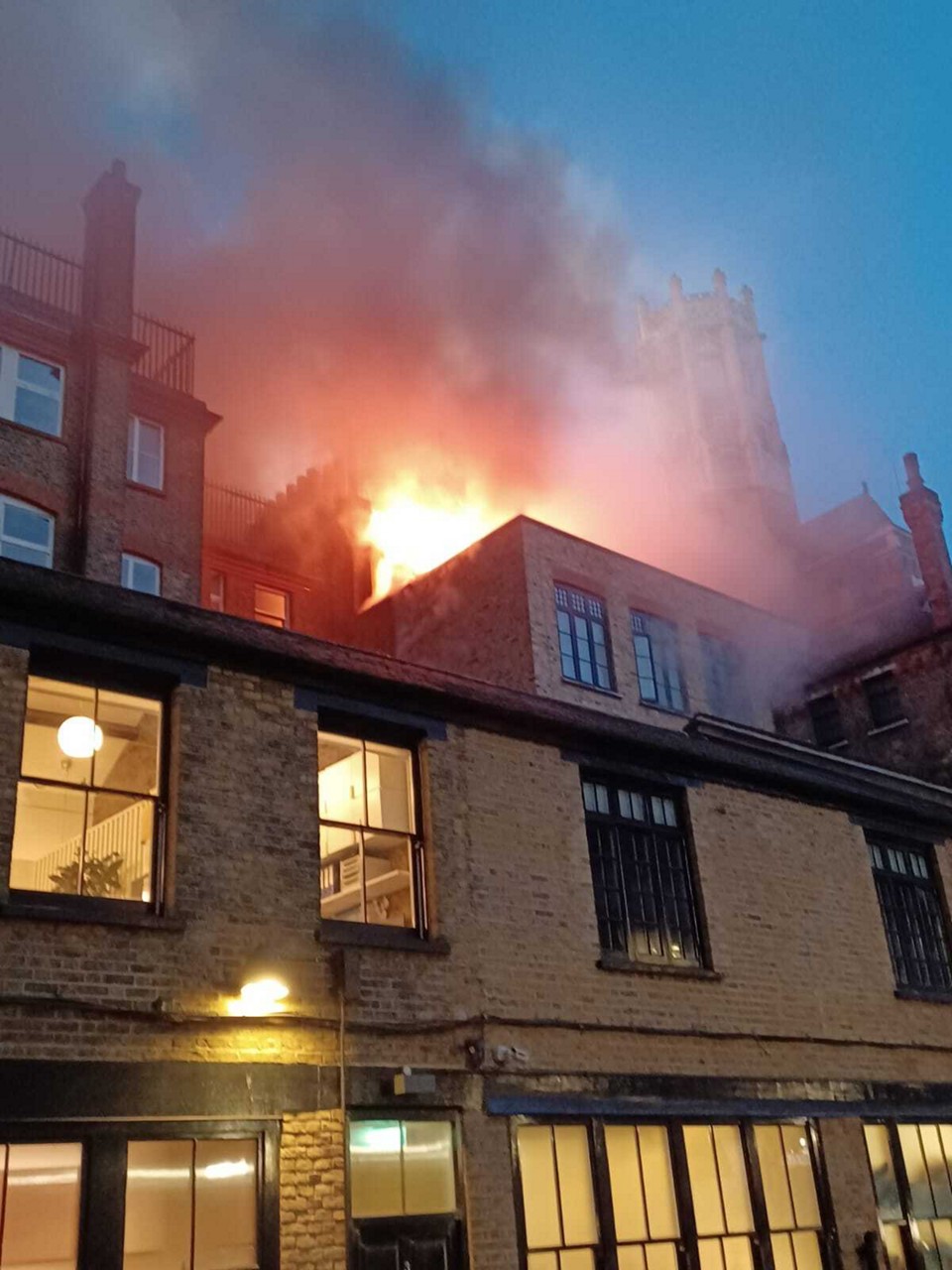 Hotel de luxo foi fundado em 1889 e foi um dos primeiros quarteis de bombeiros de Londres