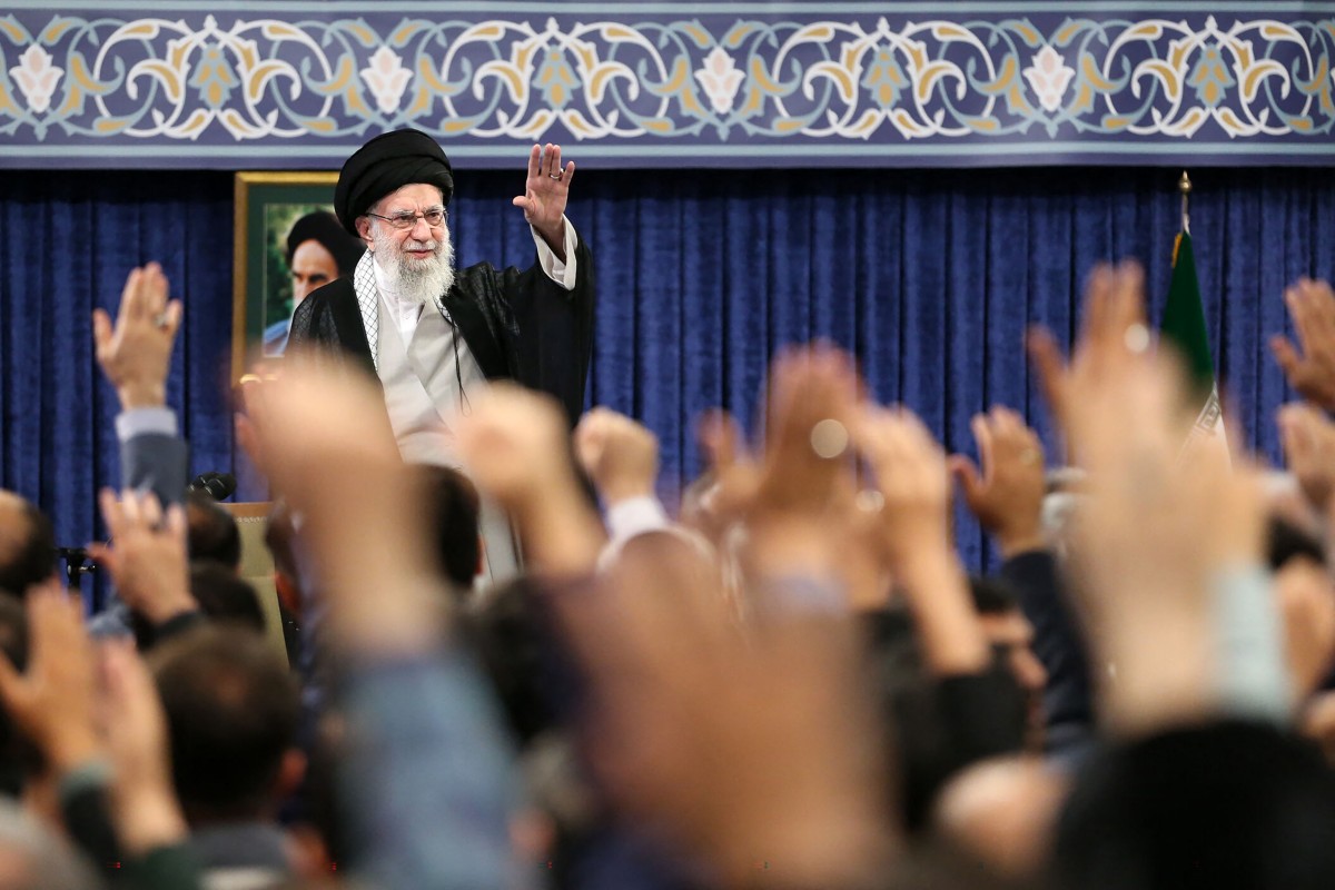 Uma foto cedida pelo gabinete do líder supremo iraniano, o aiatolá Ali Khamenei