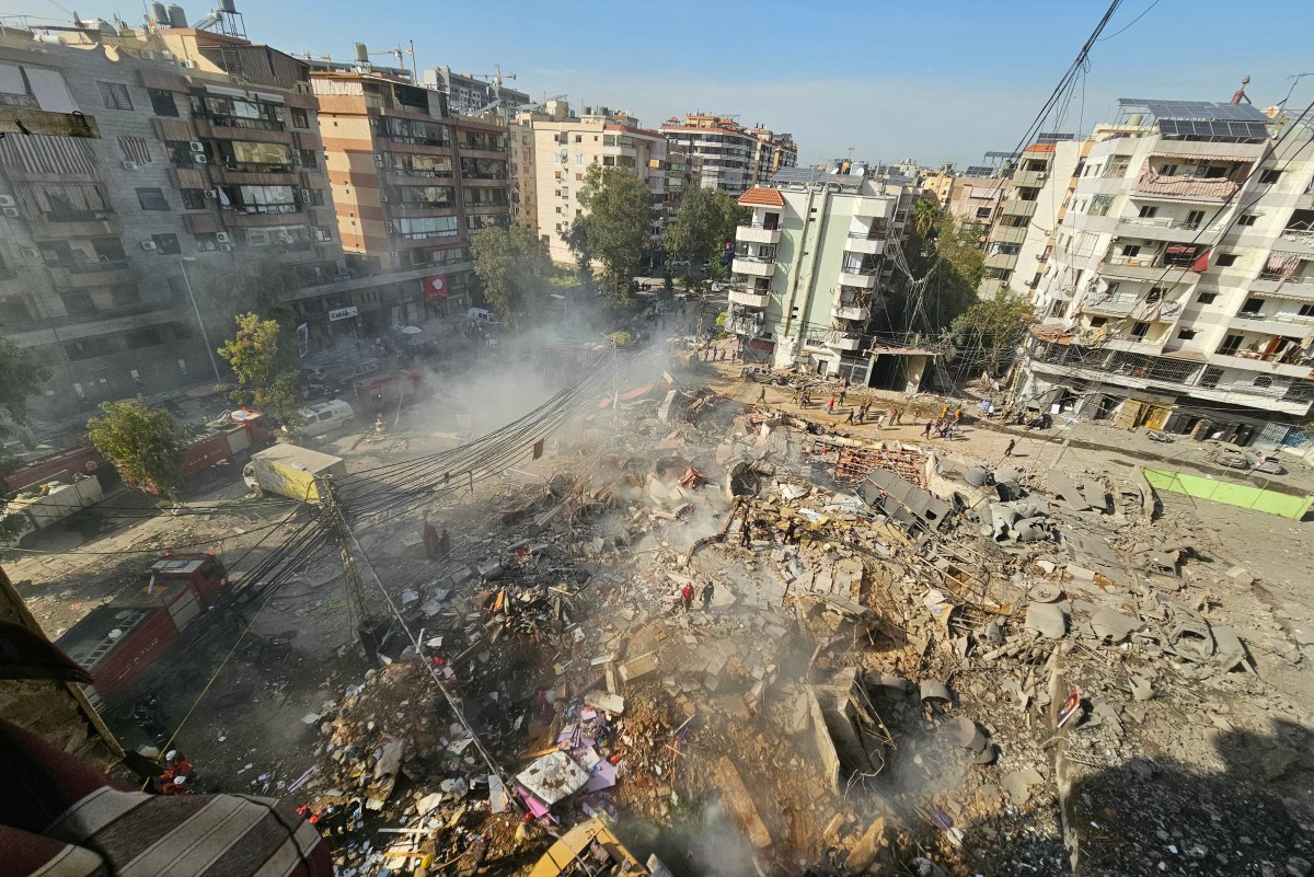 Área de Beirute atingida por ataque israelense