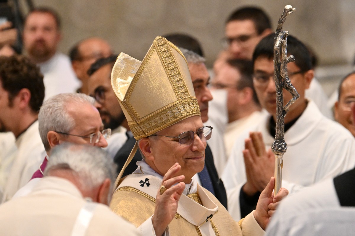 O Papa Leão XIV celebra a missa com as ordenações sacerdotais na Basílica de São Pedro, no Vaticano