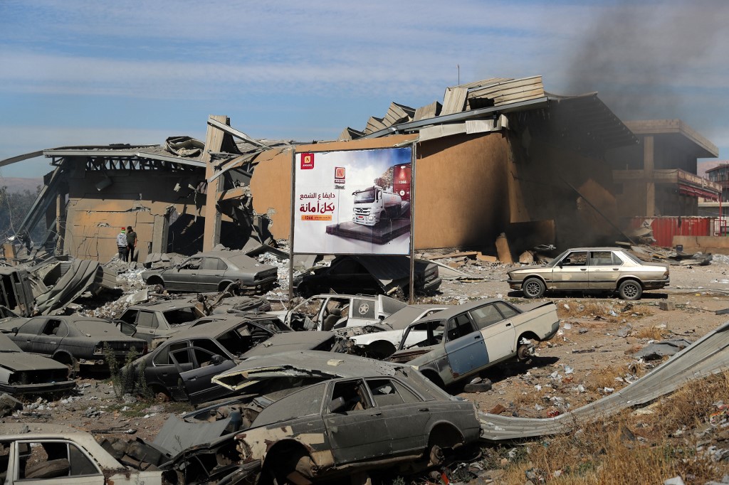 Destruição na cidade libanesa de Baalbeck, após um ataque israelense