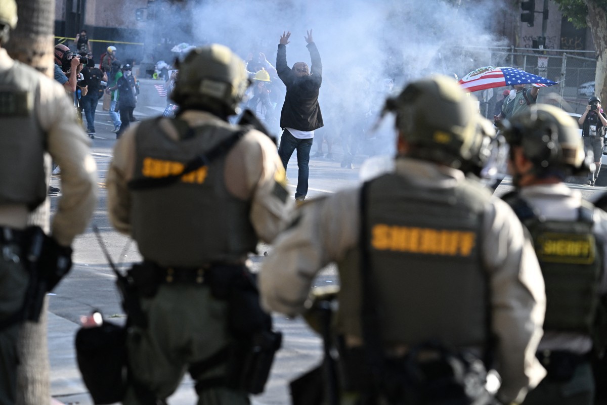 Manifestantes protestam contra política de imigração nos Estados Unidos