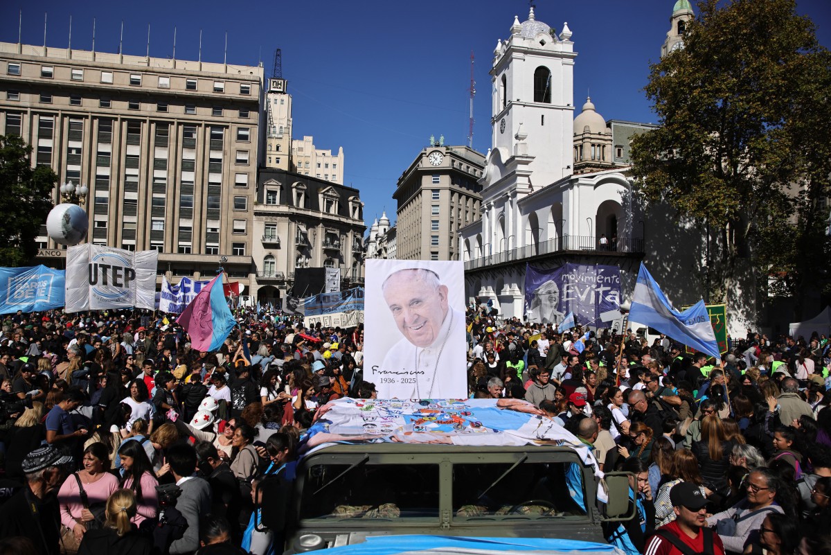 Jorge Mario Bergoglio foi arcebispo de Buenos Aires, onde nasceu, entre 1998 e 2013, quando iniciou o pontificado 