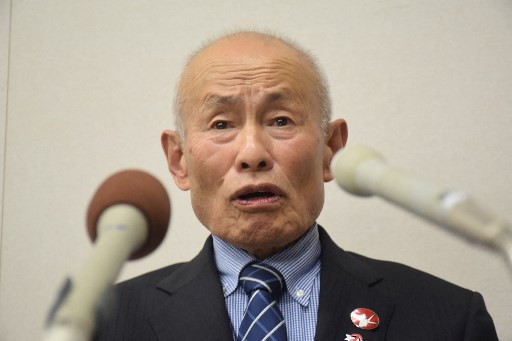 Tomoyuki Mimaki, diretor representante do Nihon Hidankyo, participa de uma coletiva de imprensa após o grupo ter recebido o Prêmio Nobel da Paz