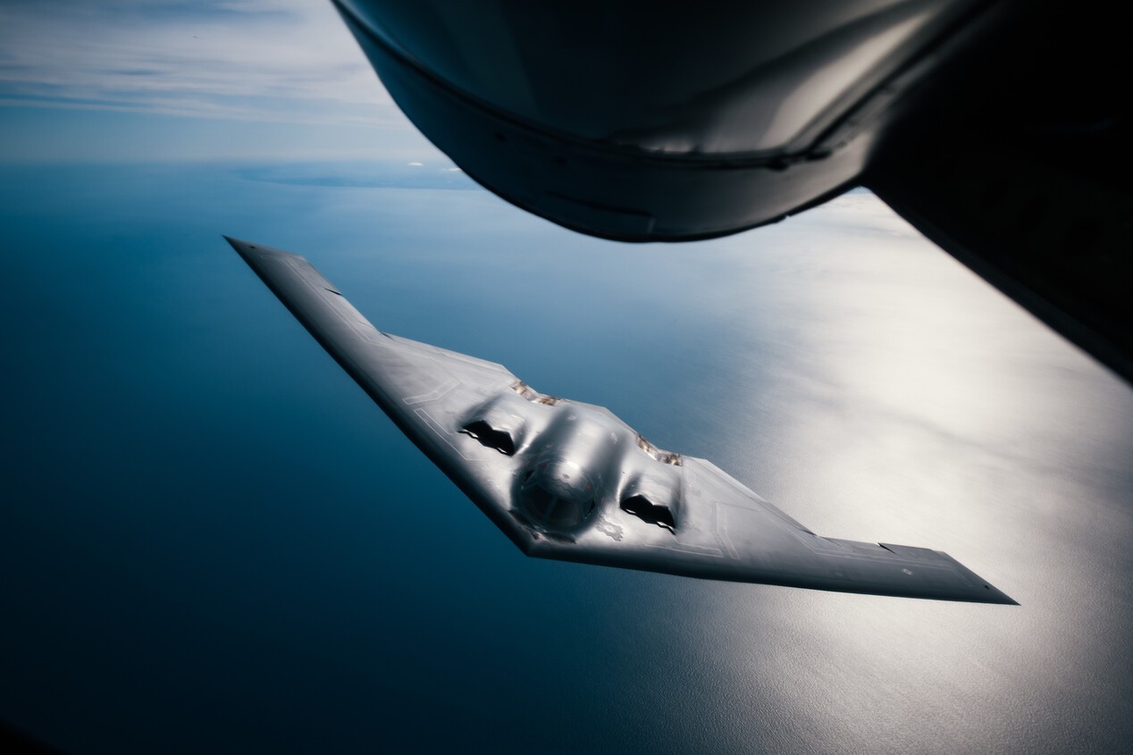 Imagem de divulgação da Força Aérea dos EUA do bombardeiro B-2, que teria sido usado no bombardeio ao Irã  (U.S. Air Force photo by Staff Sgt. Jordan Castelan)