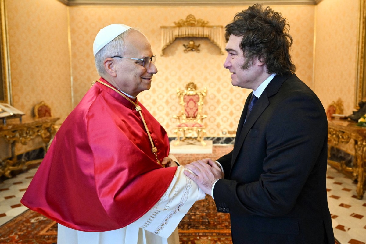 Papa Leão XIV recebe presidente argentino Javier Milei neste sábado (7), no Vaticano