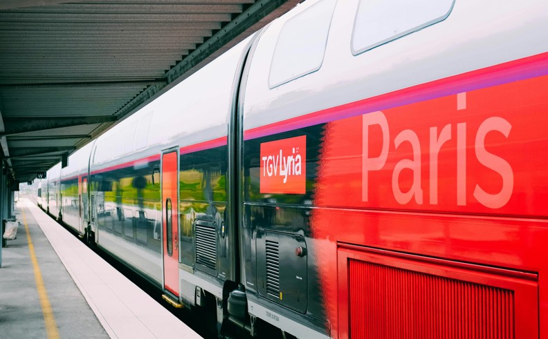 A briga aconteceu em uma estação no sudoeste de Paris (Imagem ilustrativa de um trem em Paris)