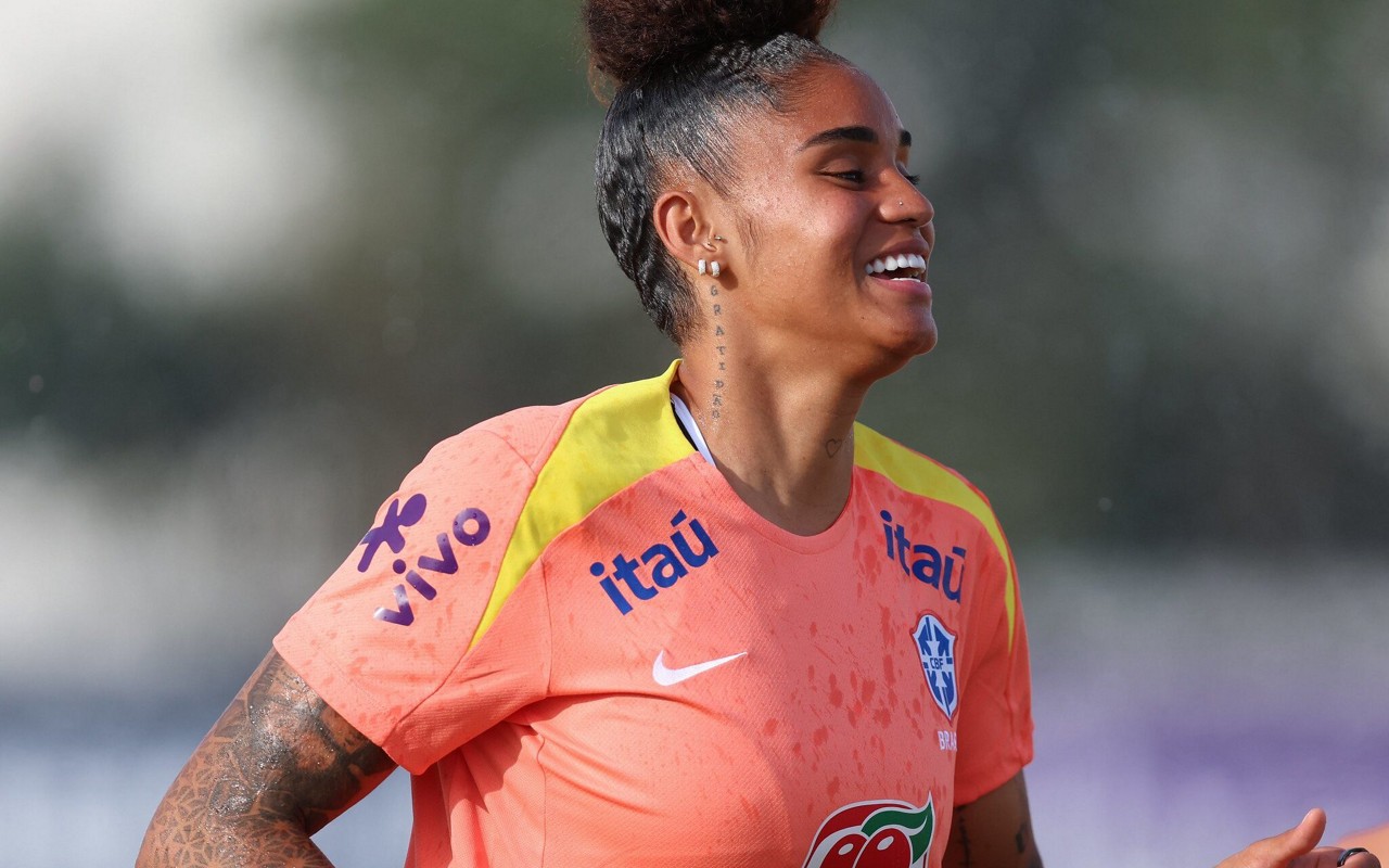 Tarciane, da Seleção Brasileira, durante treino da Seleção. (Foto: Lívia Villas Boas - Staff Images Woman /CBF)
