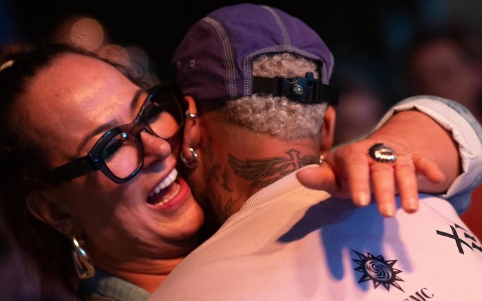 Neymar desejou feliz aniversário para mãe nas redes sociais (Foto: Reprodução/Instagram)