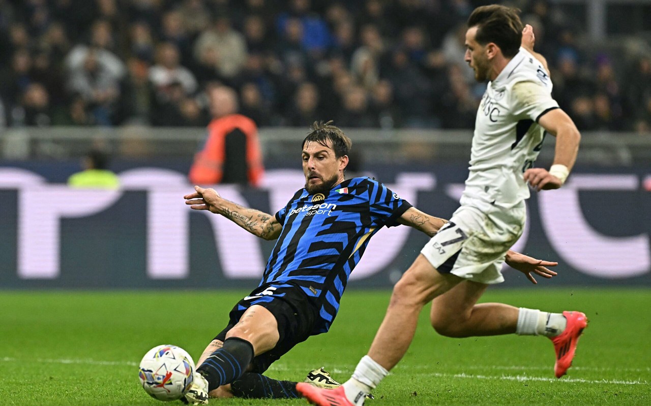 Inter e Napoli em ação pelo primeiro turno do Campeonato Italiano (Foto: Gabriel Bouys/AFP)