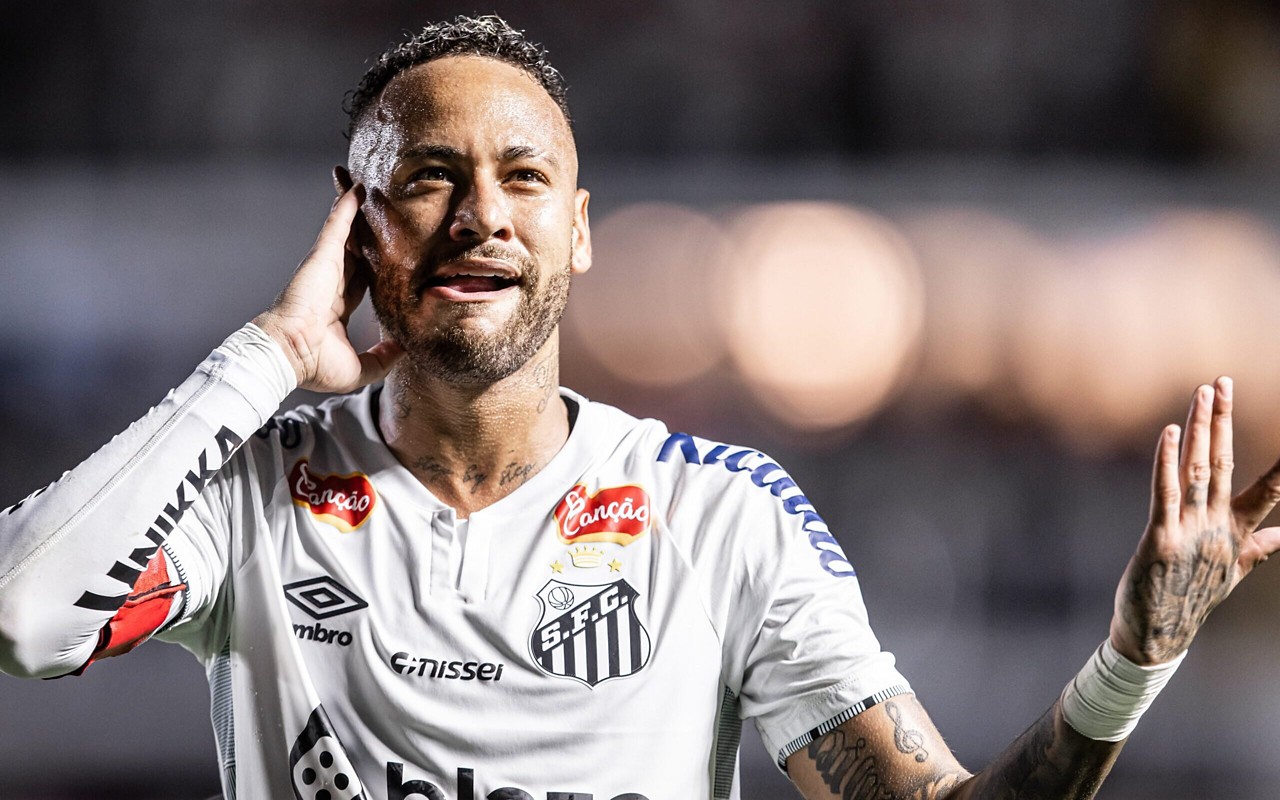 Neymar comemorando gol na vitória do Santos (Foto: Raul Baretta/ Santos FC)