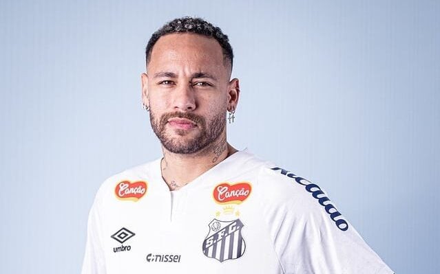 Neymar comprou imóvel próximo à Vila Belmiro (Foto: Raul Baretta/Santos)