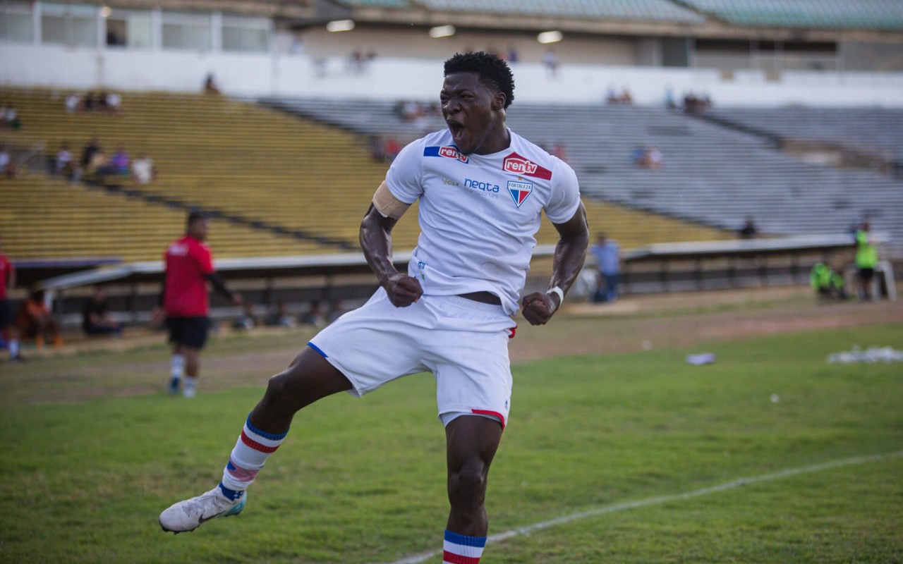 Fash comemora gol pelo sub-20 do Fortaleza (Foto: João Moura / Fortaleza EC)