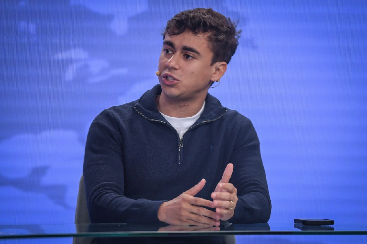 Nikolas Ferreira esteve no centro das críticas ao governo com relação à medida sobre o PIX 