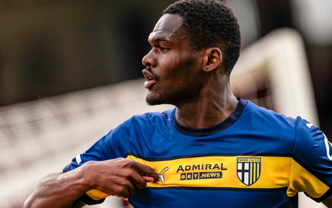 Ange-Yoan Bonny, atacante do Parma (Foto: reprodução/Instagram)
