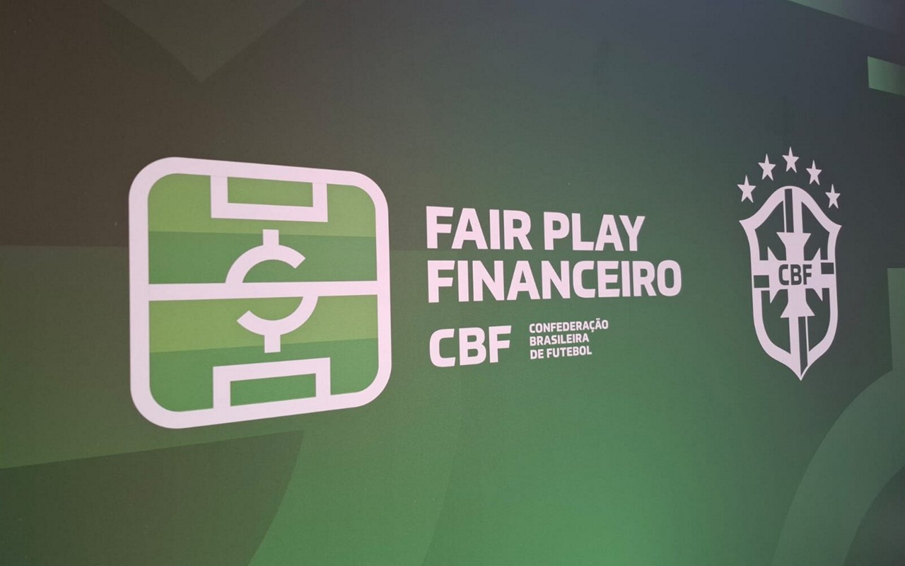 Encontro no Rio debater Fair Play Financeiro (Foto: Marcio Dolzan/Lance!)