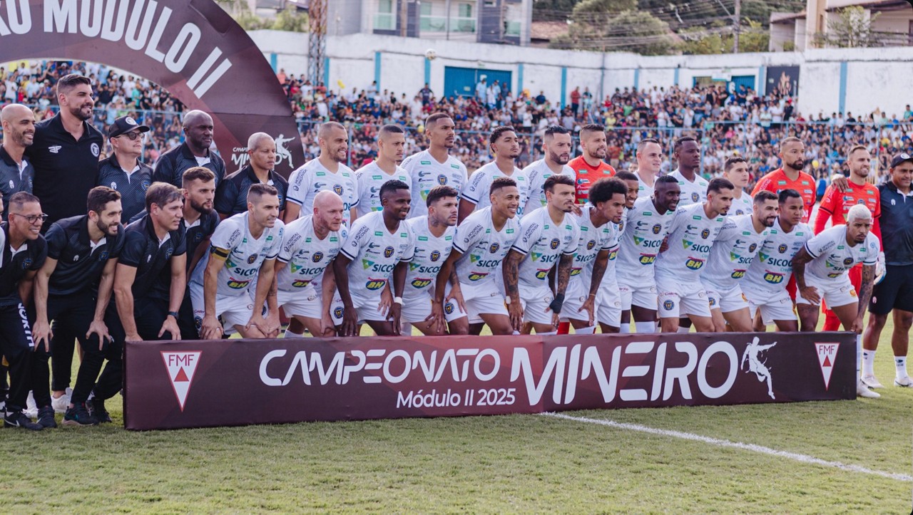 Torcedores do North lotaram a Arena Credinor em Montes Claros