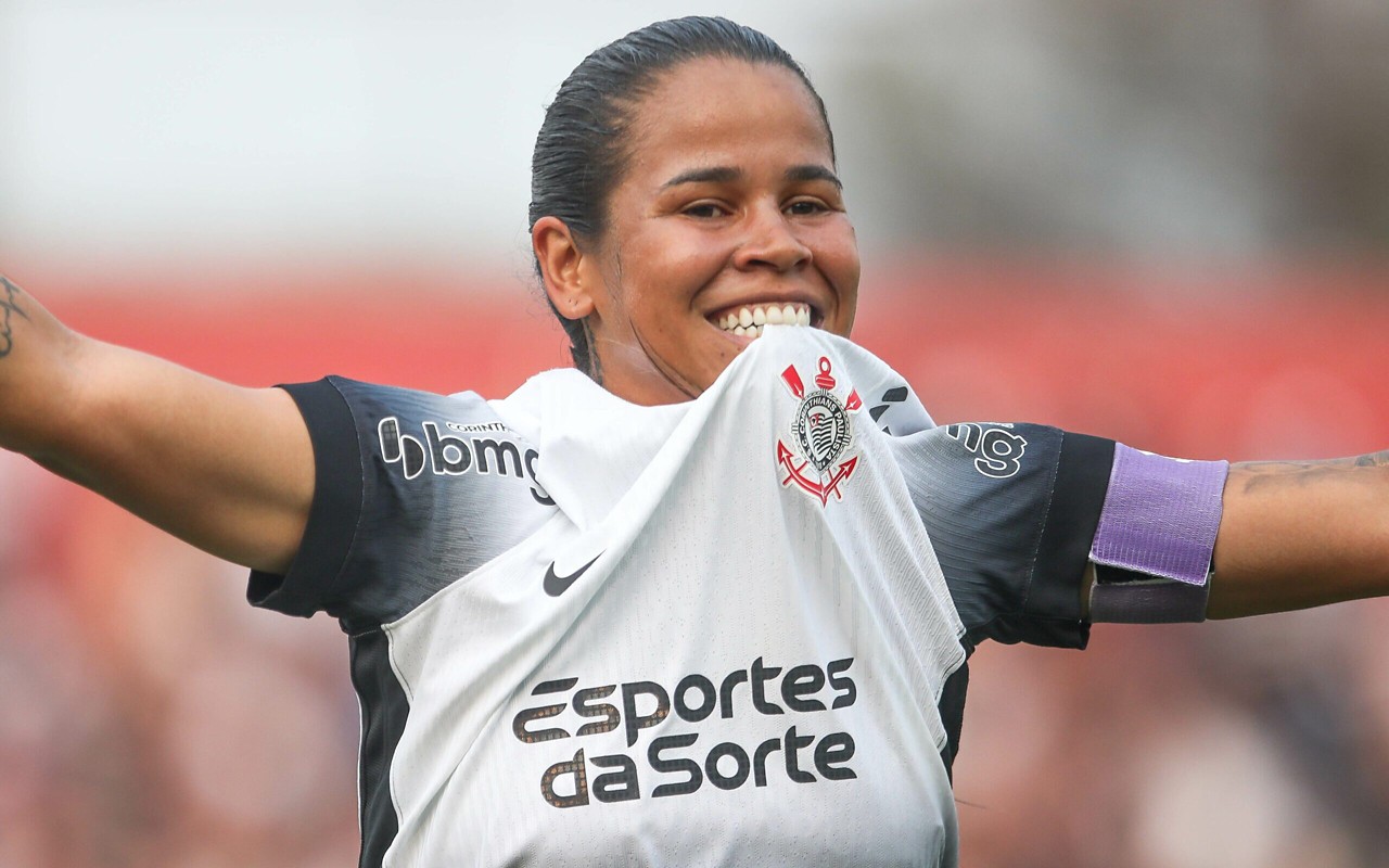 Vic Albuquerque é artilheira do Corinthians no Brasileirão Feminino.