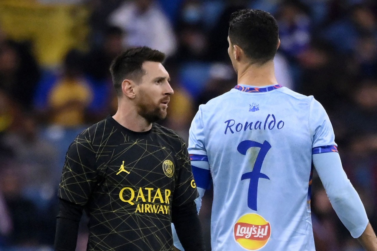 Cristiano Ronaldo não descarta jogar com Messi. (Foto: FRANCK FIFE / AFP)