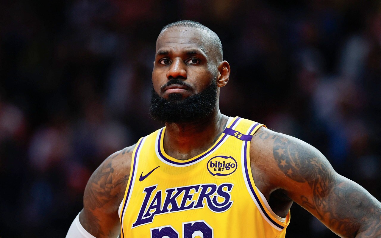 LeBron James é dono de série de recordes na NBA (Foto: Alika Jenner / AFP)