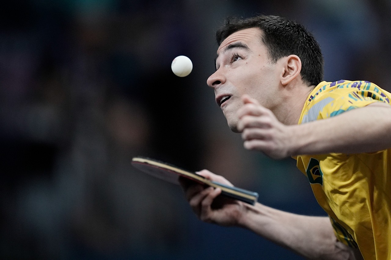 Hugo Calderano vence francês no tênis de mesa nas Olimpíadas de Paris