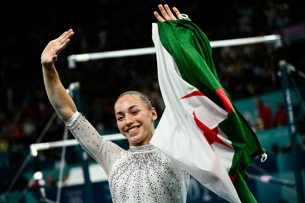 Kaylia Nemour é a primeira africana a conquistar uma medalha olímpica na ginástica artística