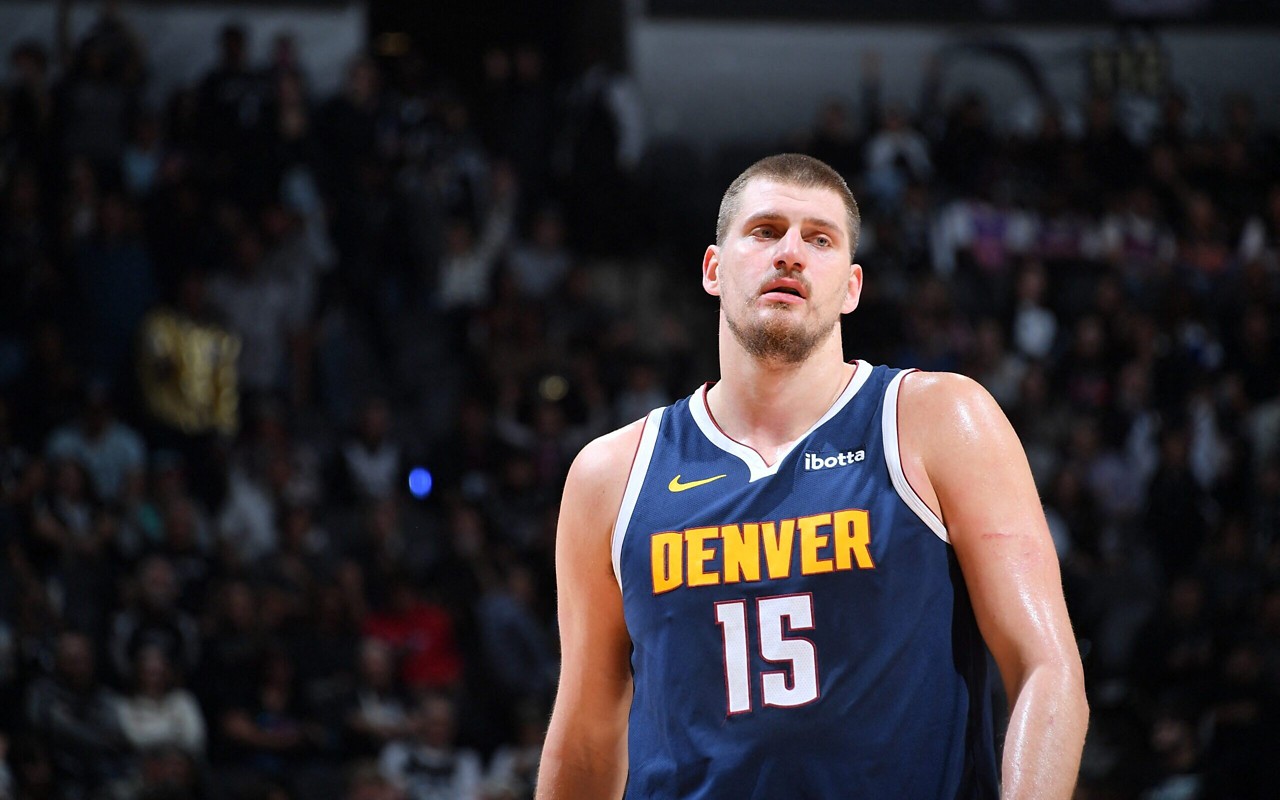 SAN ANTONIO, TX - JANUARY 4: Nikola Jokic #15 of the Denver Nuggets looks on during the game against the San Antonio Spurs on January 4, 2025 at the Frost Bank Center in San Antonio, Texas. NOTE TO USER: User expressly acknowledges and agrees that, by downloading and or using this photograph, user is consenting to the terms and conditions of the Getty Images License Agreement. Mandatory Copyright Notice: Copyright 2025 NBAE Michael Gonzales/NBAE via Getty Images/AFP (Photo by Michael Gonzales / NBAE / Getty Images / Getty Images via AFP)