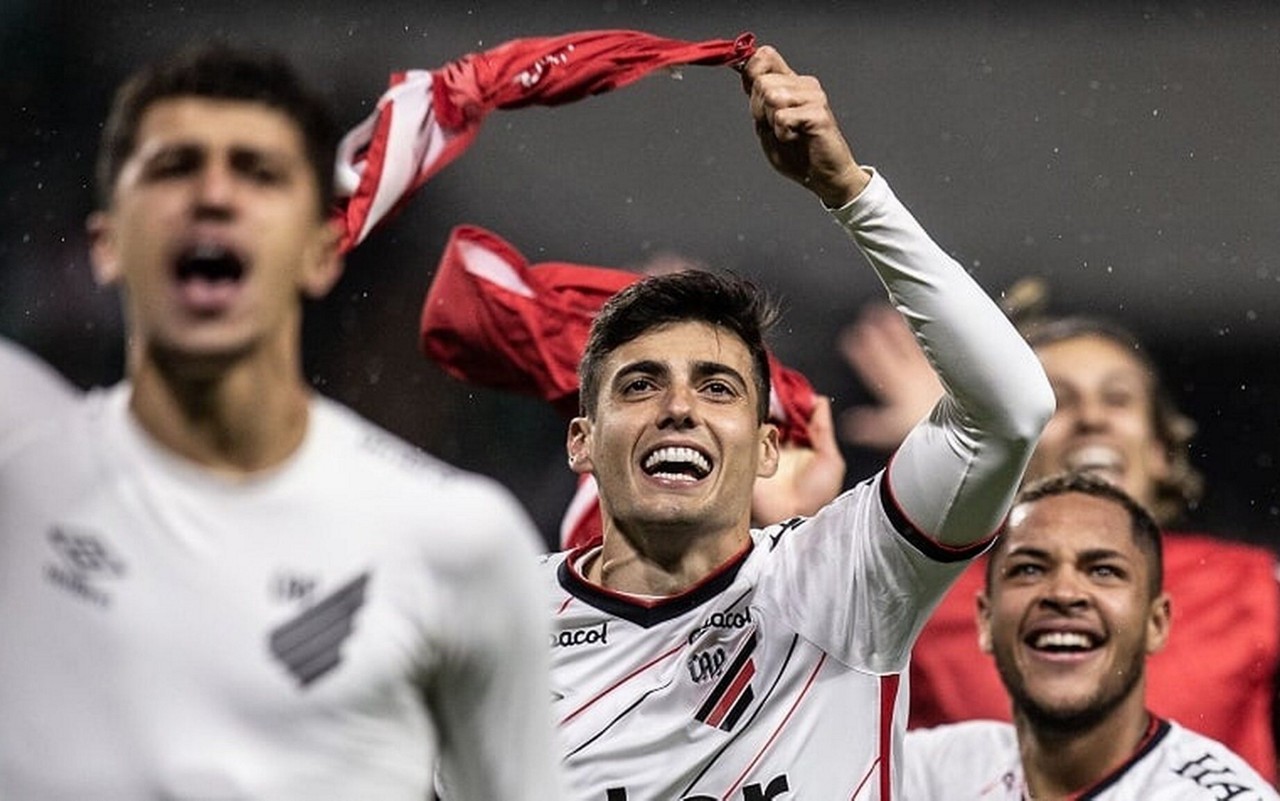 Léo Cittadini jogou pelo Athletico entre 2019 e 2023. Foto: Victor Monteiro/Amplitude Comunicação