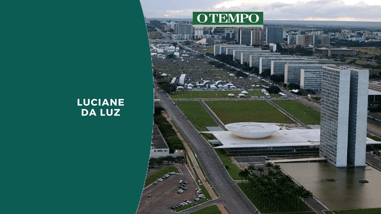 Vista geral da Esplanada dos Ministérios e Congresso Nacional em Brasília