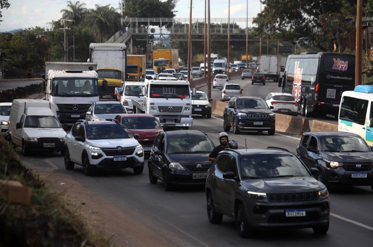 A tarefa está sendo gestada e conduzida por uma dinâmica de diálogo permanente entre as diferentes áreas envolvidas