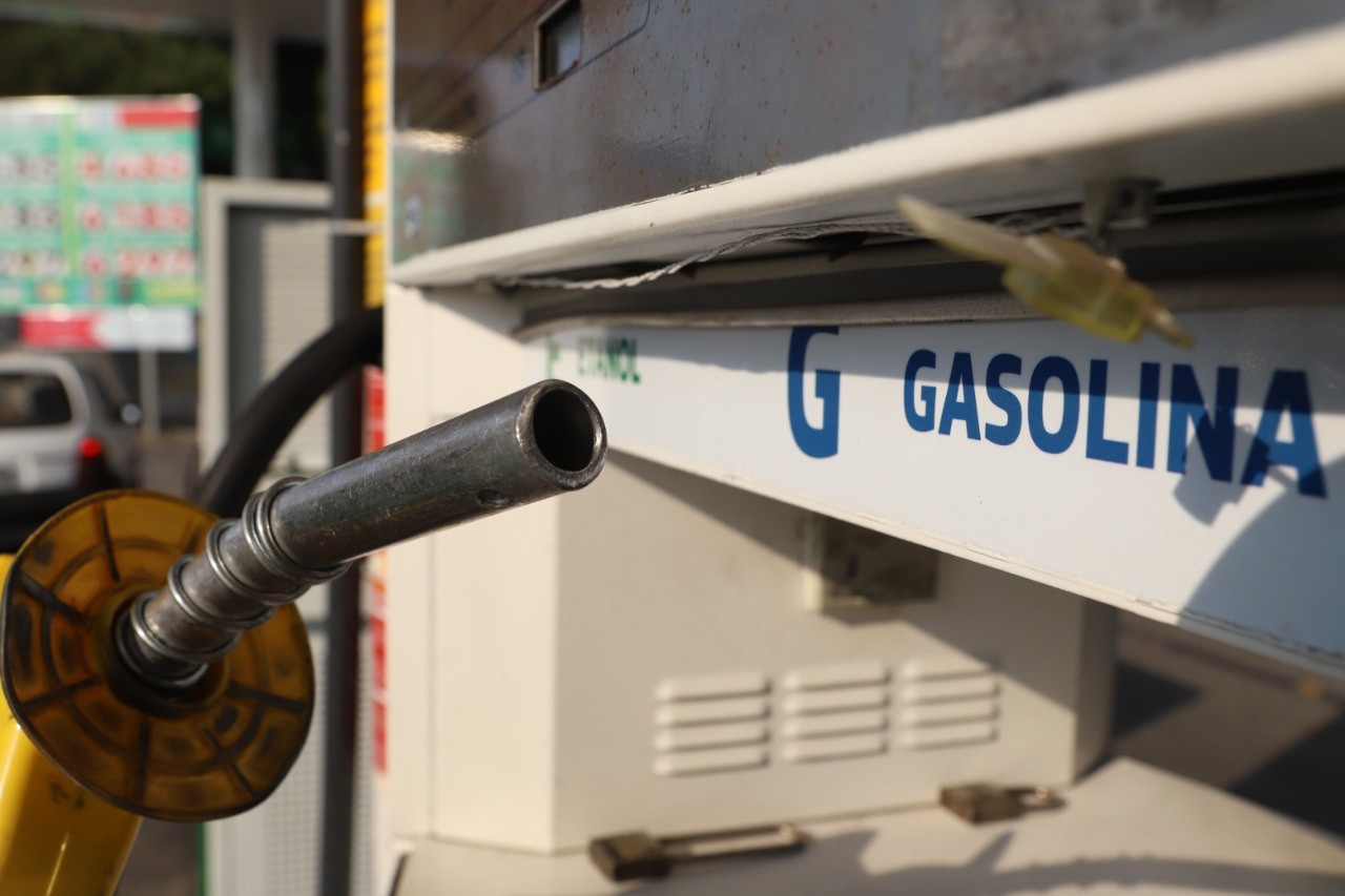 Gasolina passa a ter 30% de etanol nesta sexta (1º)