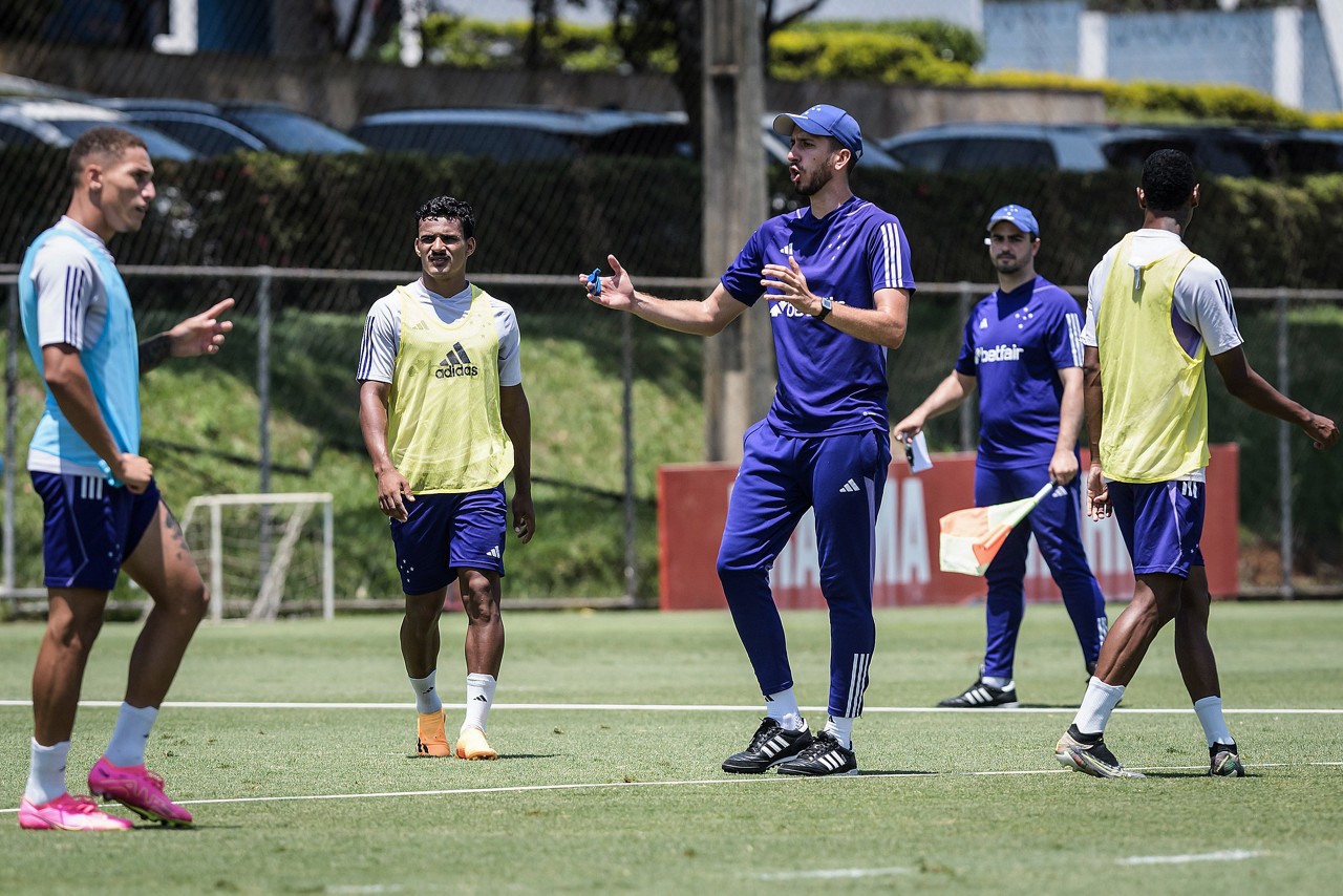 Cruzeiro luta contra o rebaixamento