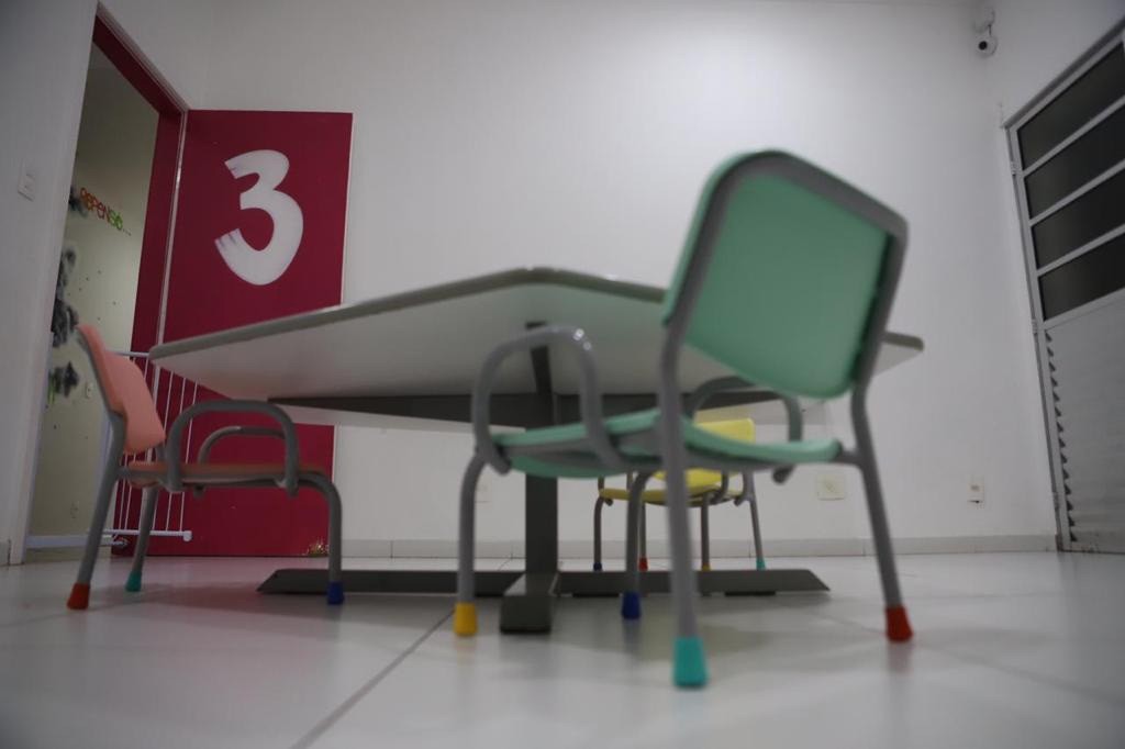 Prefeitura afastou o educador físico preventivamente 