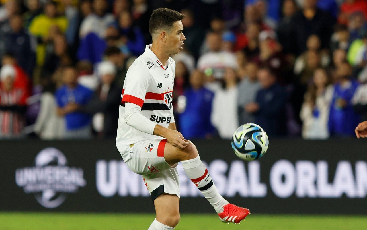 Oscar em ação pelo São Paulo na FC Series (Foto: Rubens Chiri / São Paulo FC)