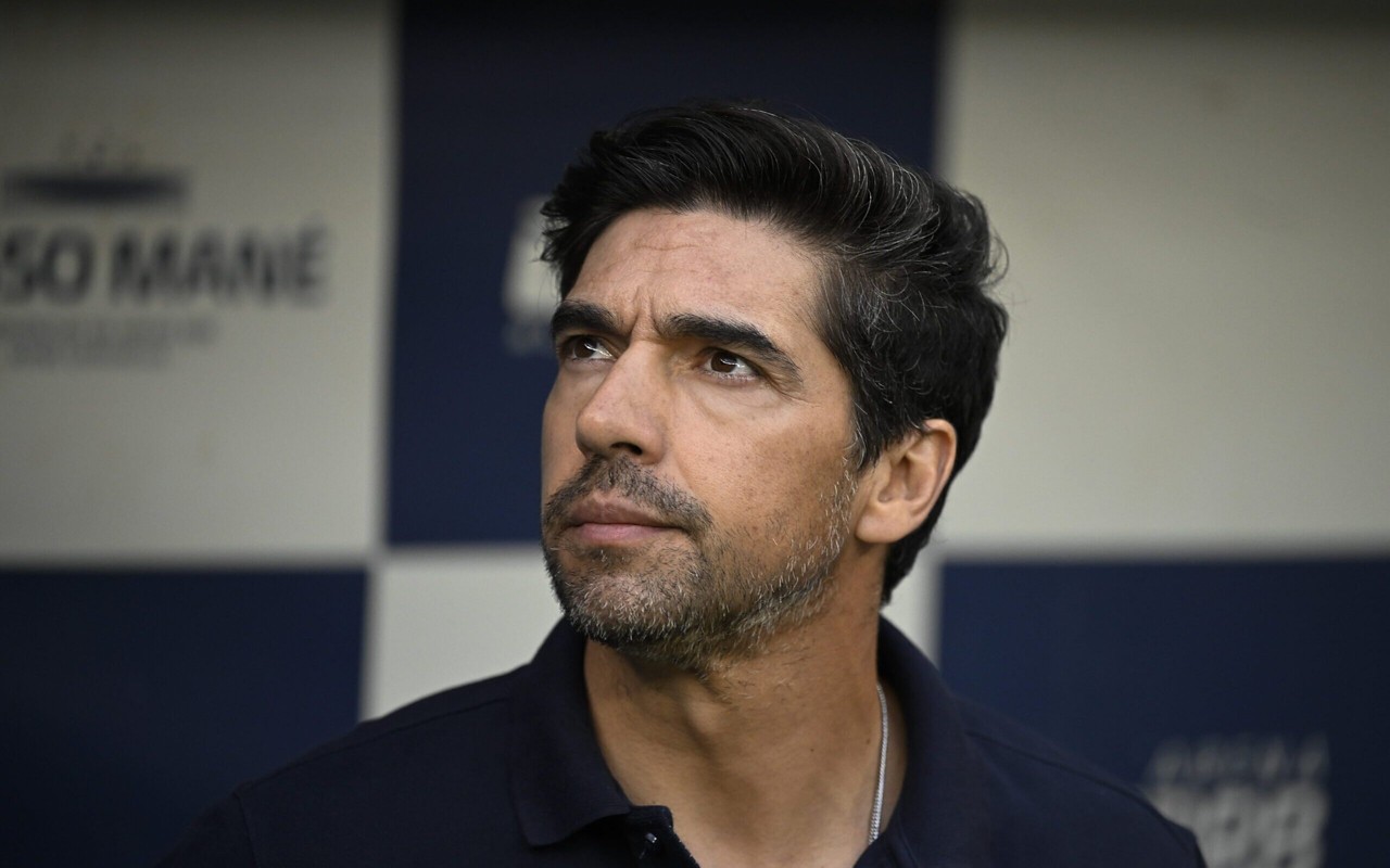 Abel Ferreira, técnico do Palmeiras (Foto: Mateus Bonomi/AGIF)