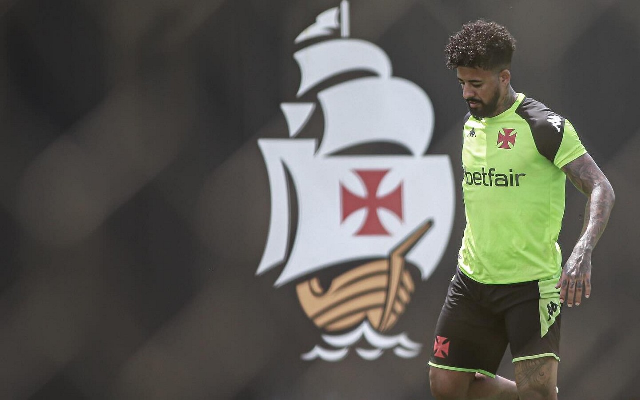 Paulinho busca melhorar desempenho no Vasco (Foto: Matheus Lima/Vasco)