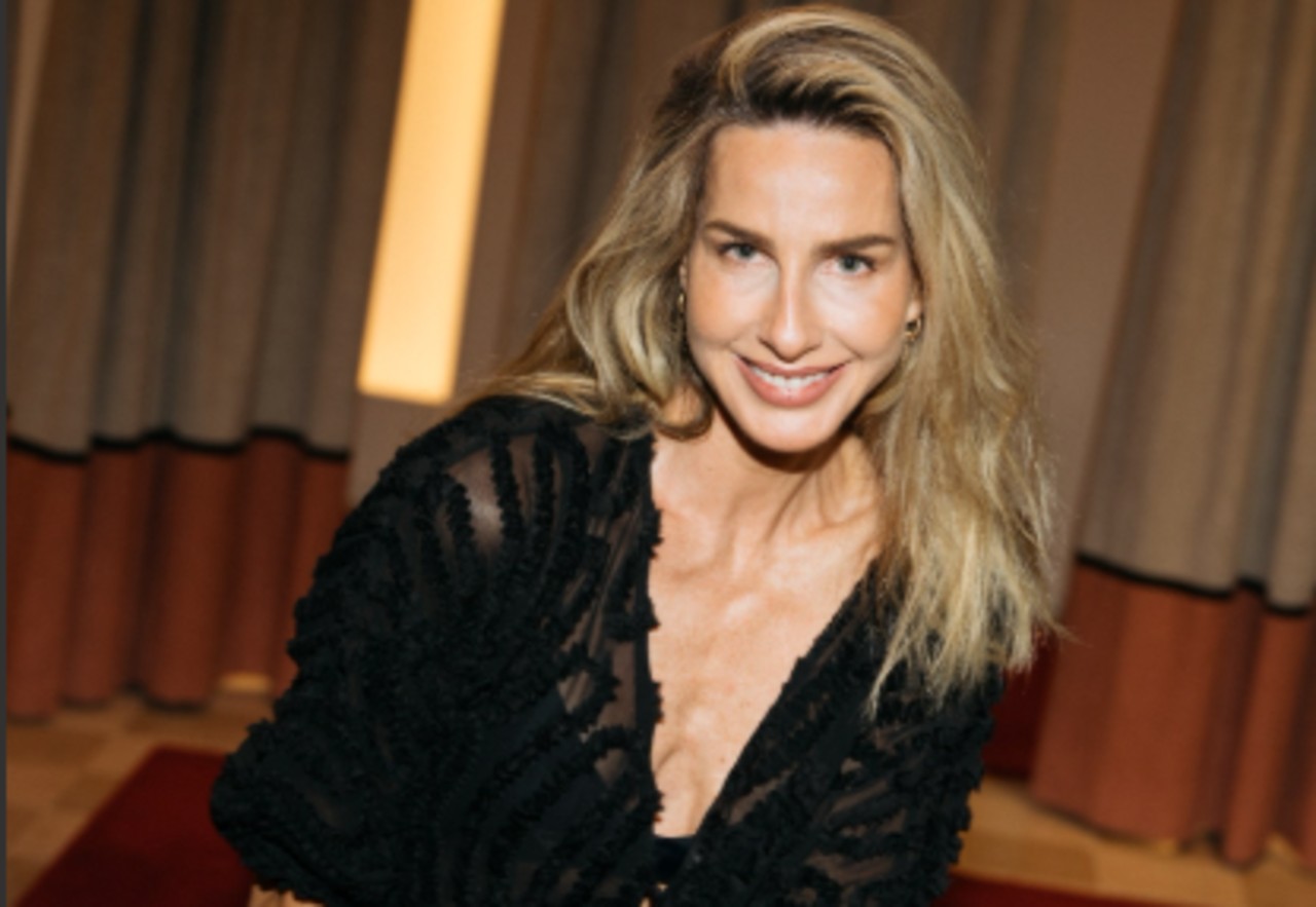 A linda, modelo e apresentadora, Mariana Weickert, no espaço Cris Barros, no DiamondMall.
