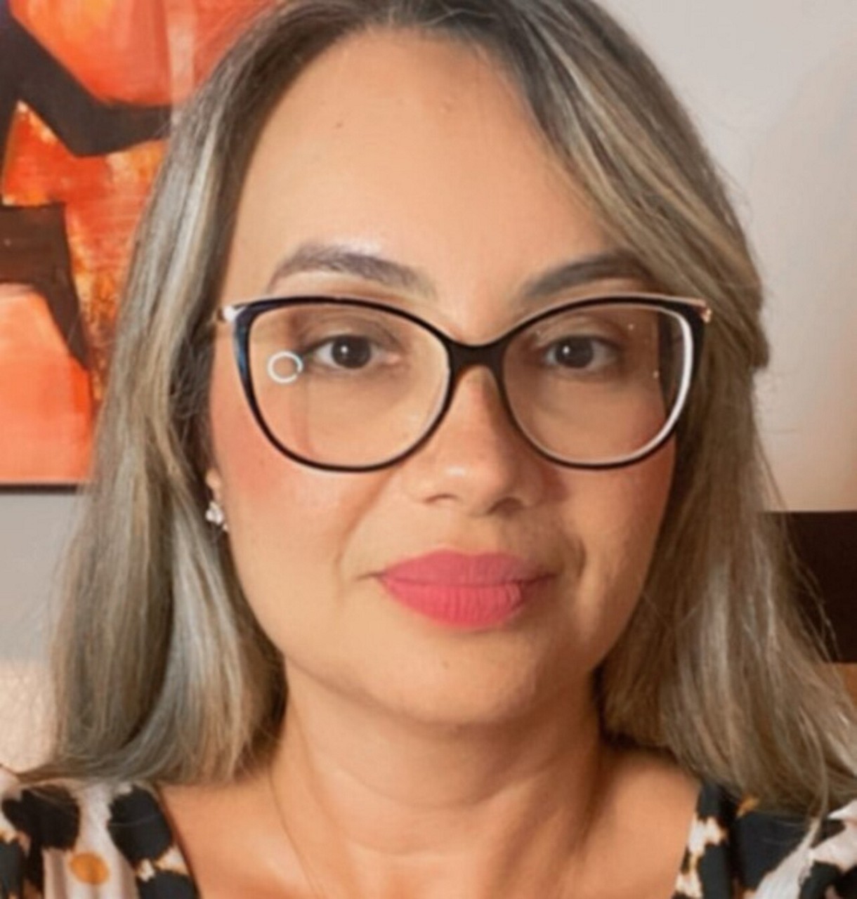Danielle Miranda é psicóloga Clínica e Orientadora Parental, especialista em Terapia Cognitivo Comportamental (TCC)