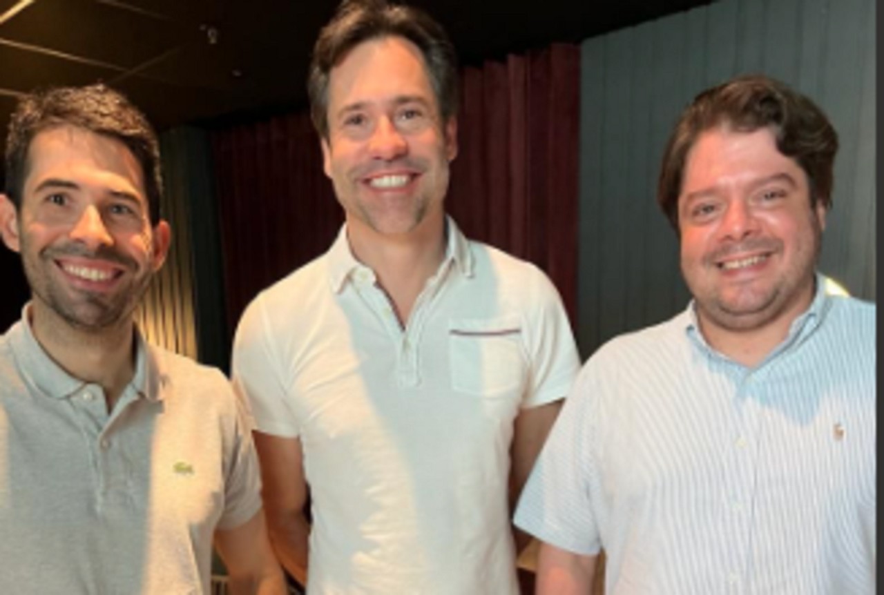 Os três sócios no "Coco Bambu" em Minas, Fernando Costa, Ricardo Caixeta e Elias Bachá, nosso entrevistado de hoje
