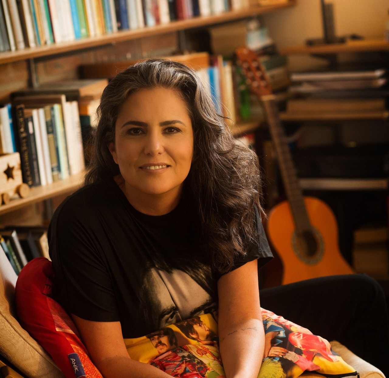 Daniella Zupo, que lança seu novo livro, “O dia em que encontrei Bob Dylan numa livraria de Estocolmo”, dia 5 de abril, na Livraria da Rua


