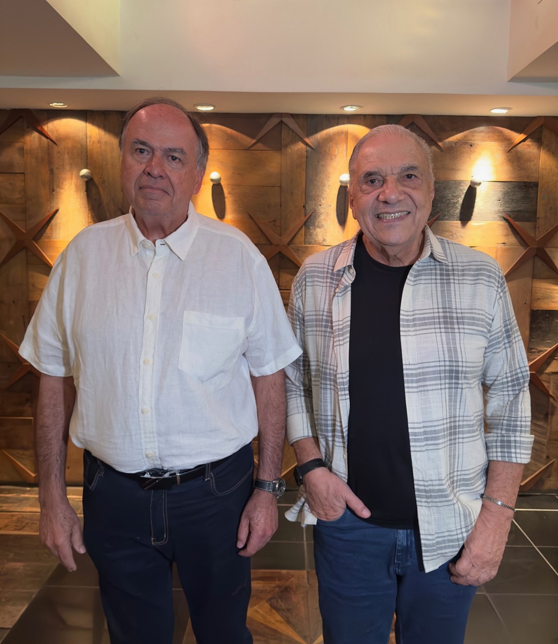 O anfitrião e presidente do PIC, Antônio Eustáquio da Rocha Soares e Marcolino Oliveira