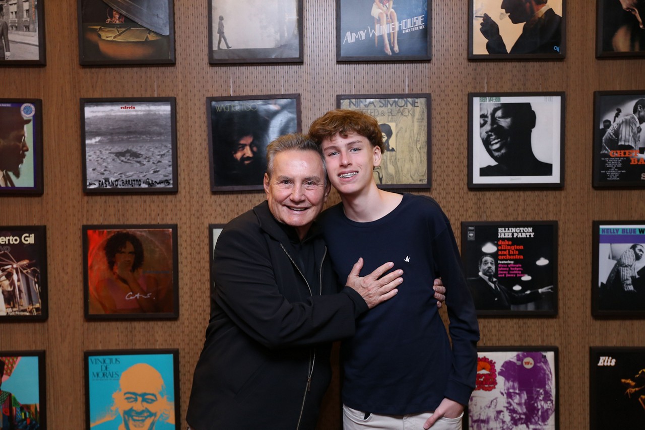 O aniversariante, Paulo Navarro, com seu maior e mais constante presente, o filho João Paulo Navarro