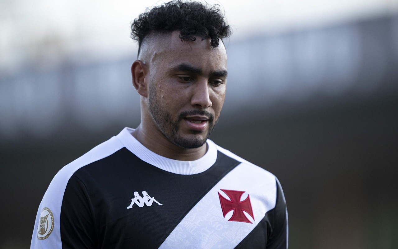 Payet em ação pelo Vasco da Gama (Foto: Jorge Rodrigues/AGIF)