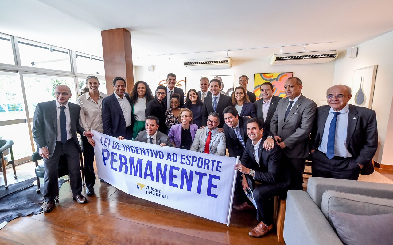 Personalidades se uniram para reivindicar mudanças da Lei de Incentivo ao Esporte (Foto: Divulgação)