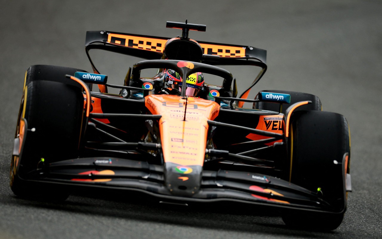 Oscar Piastri em treino livre do GP de Miami (Foto: Hector Vivas/Getty Images/AFP)