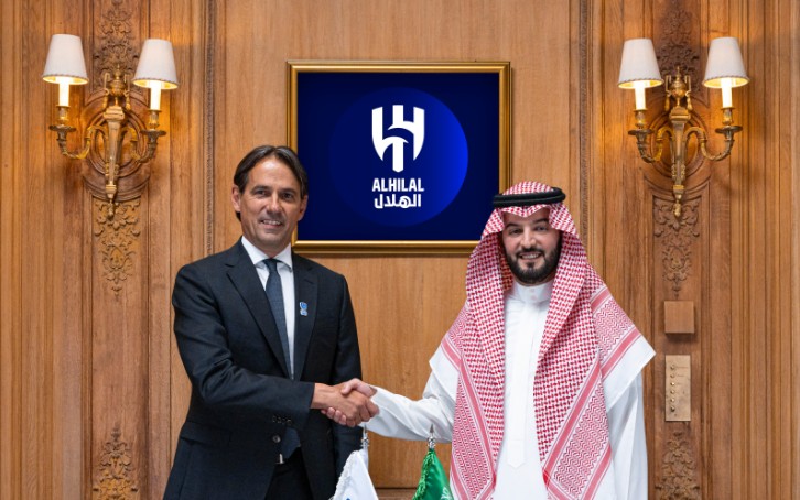 Simone Inzaghi assina com o Al-Hilal (Foto: Reprodução / X)