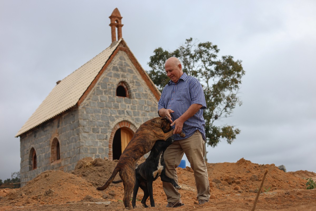 Padre Honório assumiu a paróquia São Francisco de Assis, em Teófilo Otoni, em 2019